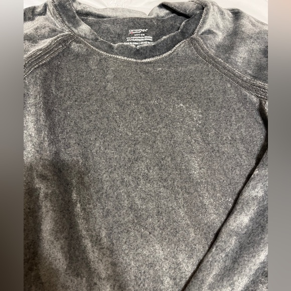 ClimateRight woman’s gray velour matching top/pant set Size S/Ch (6-8) - Picture 2 of 4